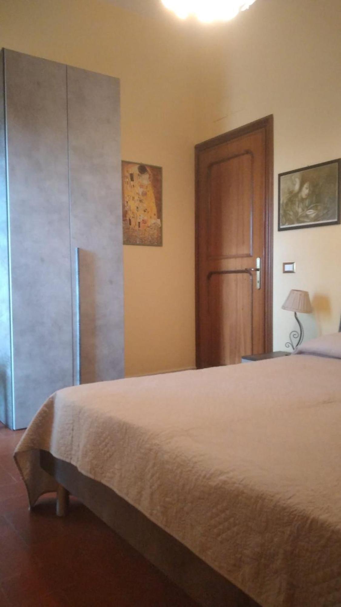 La Casa Degli Oleandri Hotell Rom Exteriör bild
